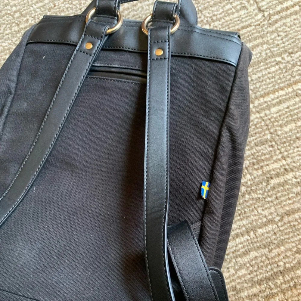 Gaston Luga Backpack - Picture 8 of 11